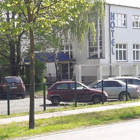 Amarillo Hotel Velten Extérieur photo